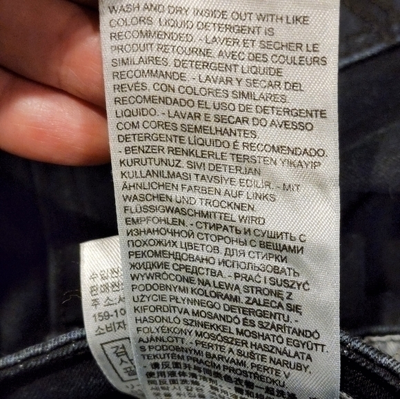 Levi's Black Legging Jeans Size 16M Length 32 - Picture 8 of 8